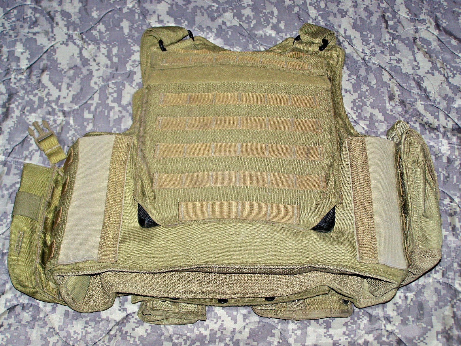 Protech Ballistic Plate Carrier/Vest W/ IIIa and Plate Armor