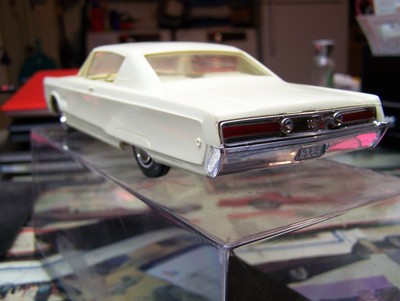 Jo-Han 1/25  1968 Chrysler 300