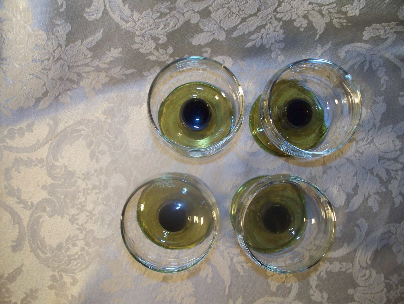 Set of 4 Vintage Olive Green Stem Cut Glass Grape Design Wine Glasses Roemer