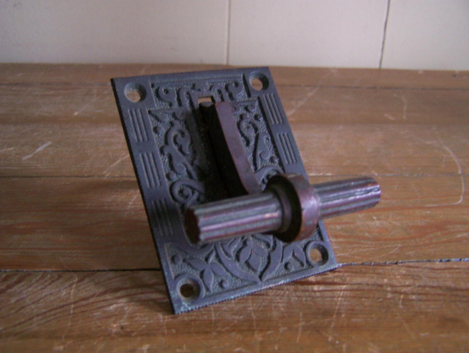 ANTIQUE VINTAGE BRASS EASTLAKE VICTORIAN DOORBELL PULL DOWN T LEVER HANDLE