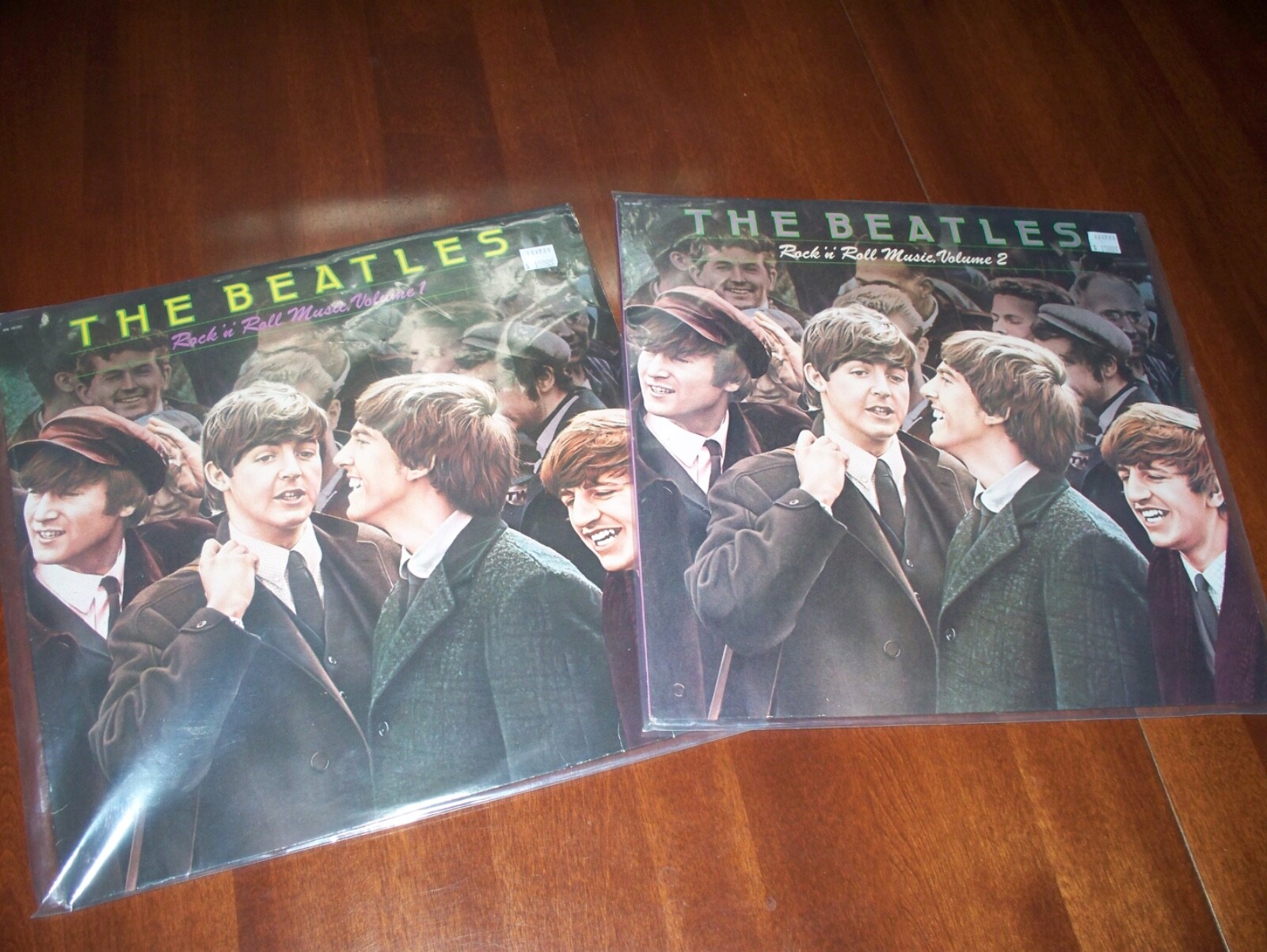ビートルズ LP レコード セット THE BEATLES / ザ・ビートルズBOX (STEREO 180G 16 LP SET) 入荷
