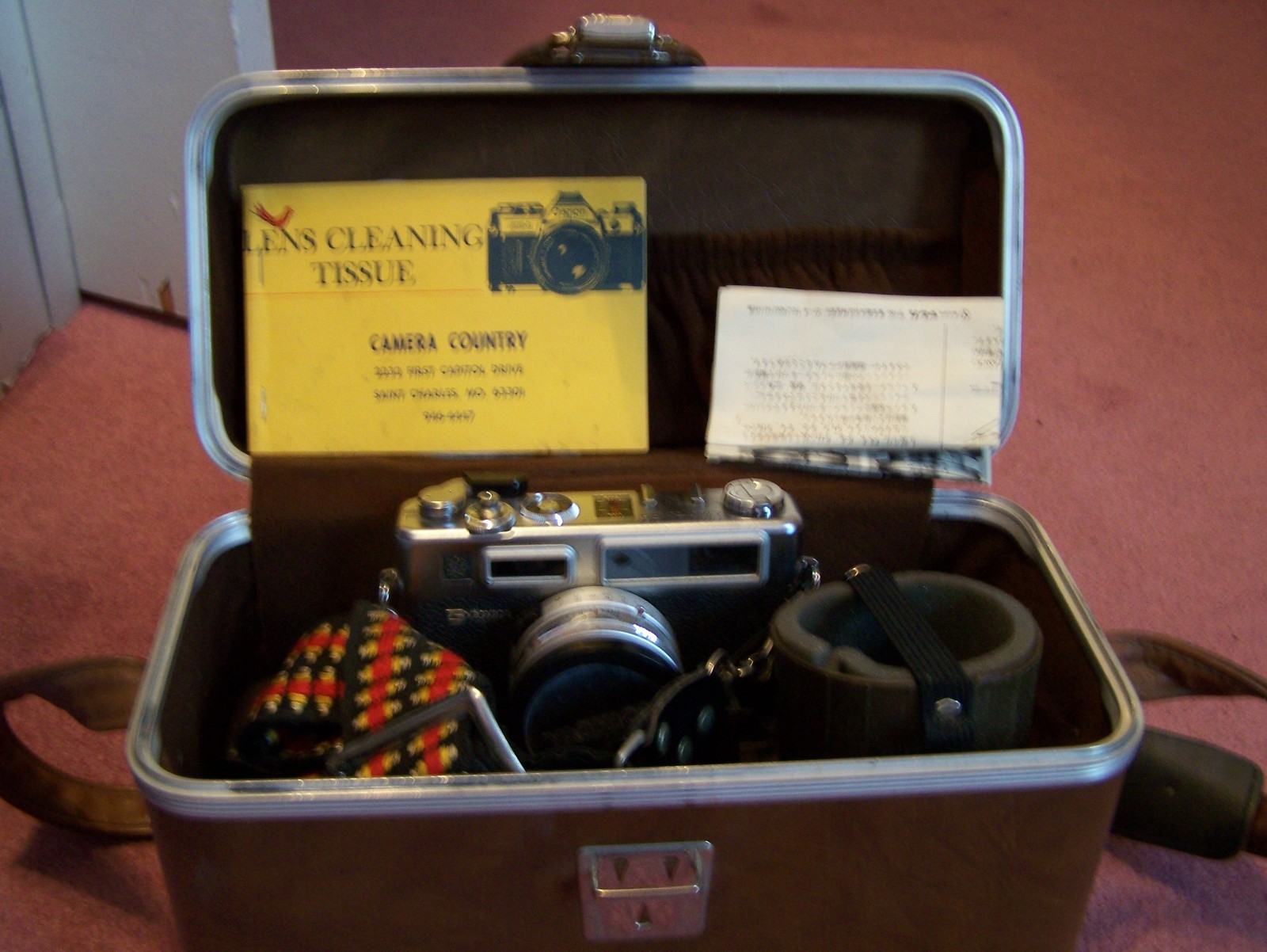 Vintage Rare Electra Yashica 35mm Camera w/Case and 2 Extra Lens - NICE SET