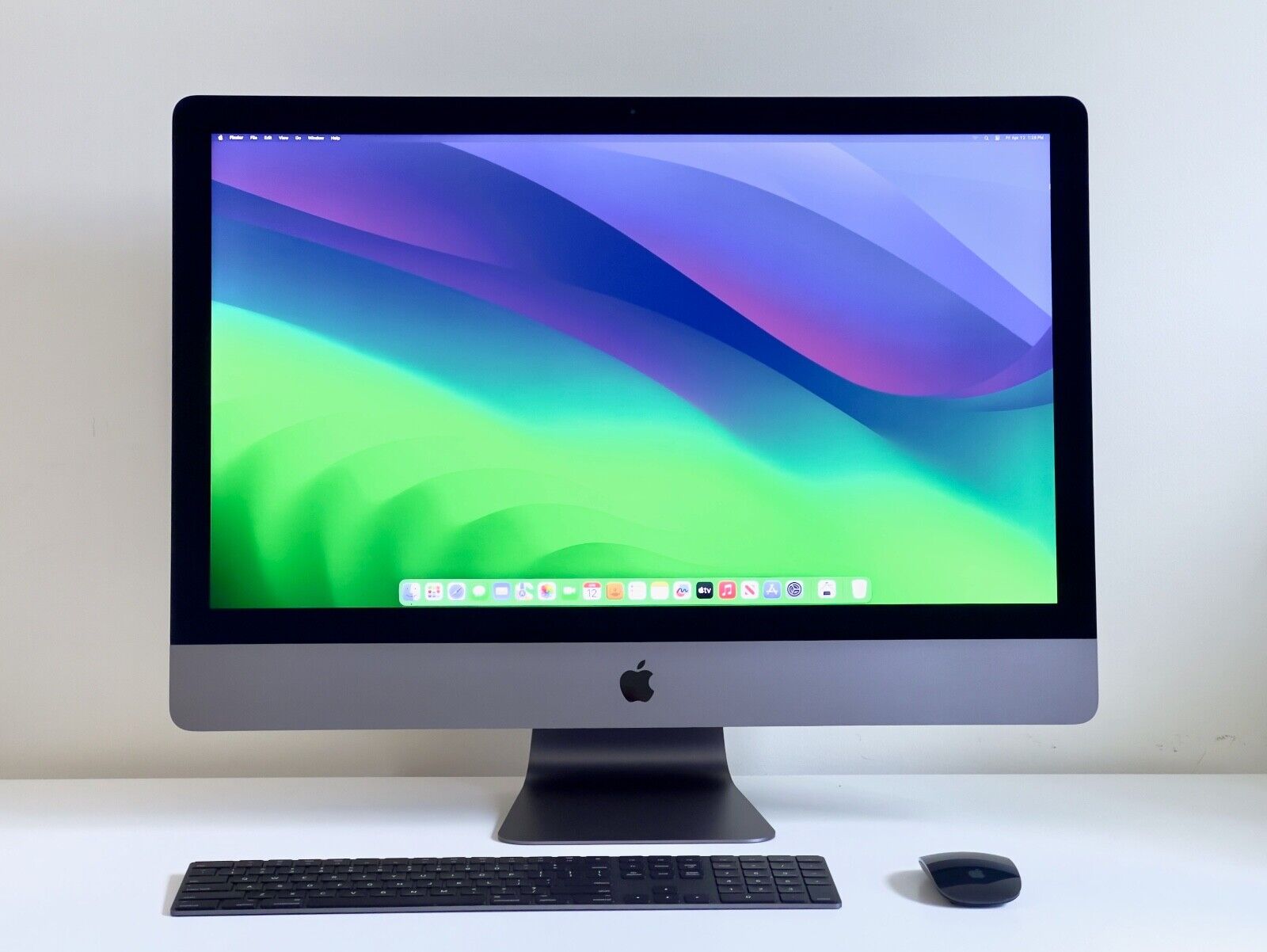 Apple iMac Pro ・ 18-core 2.3GHz ・ 512GB RAM ・ 8TB SSD Apple iMac Pro ・ 18-core 2.3GHz ・ 512GB RAM ・ 8TB SSD