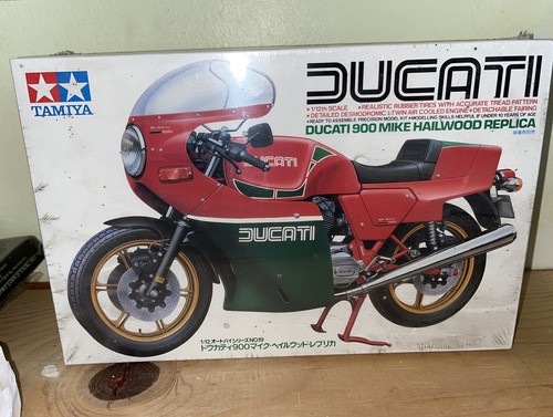 模型+プラモデル Ducati 900 Mike Hailwood Replica 1/12 TAMIYA DUCATI 900 MIKE HAILWOOD REPLICA 1/12. Item14019