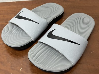 

Шлепанцы для душа Nike Kawa для маленьких детей, серые (819352 006) —, Серый