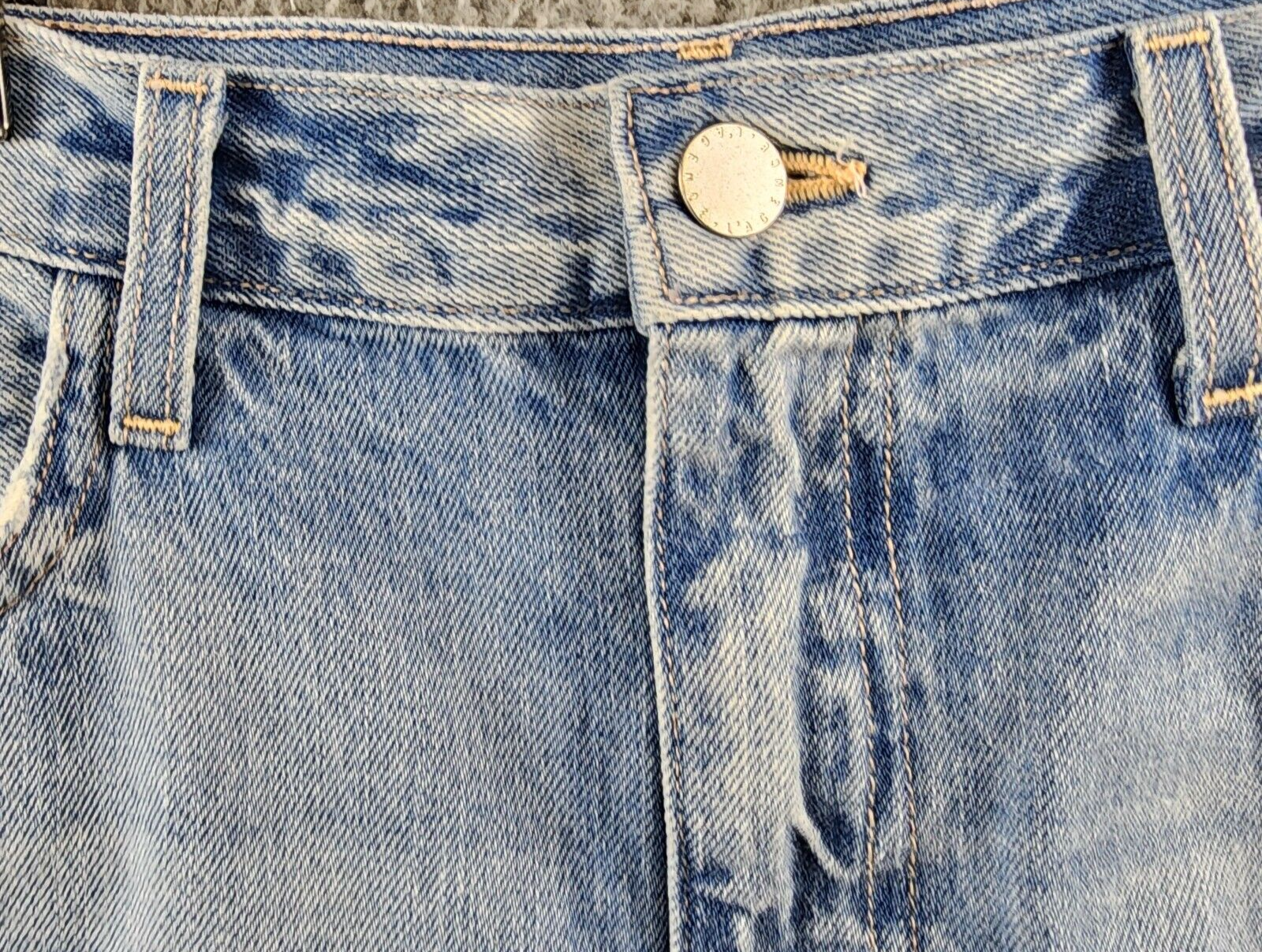 L'AGENCE Beck High Rise Cut Off Denim Shorts Womens 32 Fontana Pocket Button Zip - Picture 5 of 14