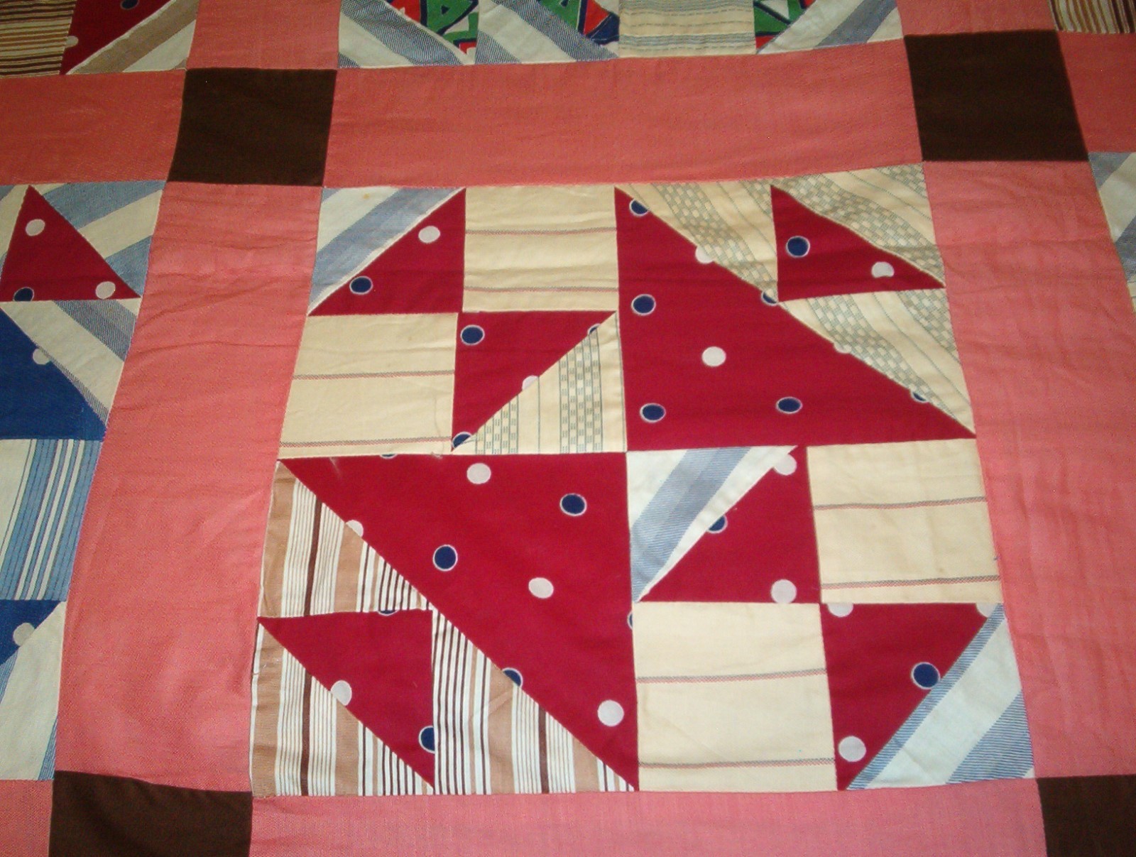 VINTAGE QUILT TOP, SOME BLOCKS HAND-SEWN, SOME MACHINE STITCHED, WELL MADE