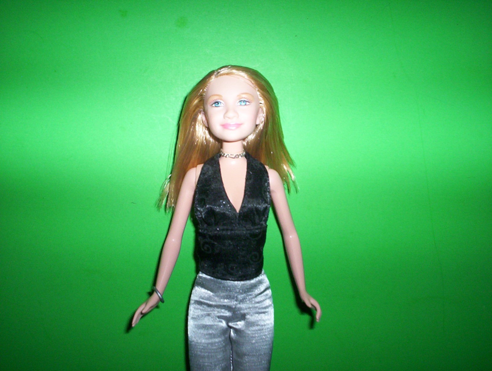 Mary Kate & Ashley On the Red Carpet Ashley Figure Only- Rare Target Exclusive