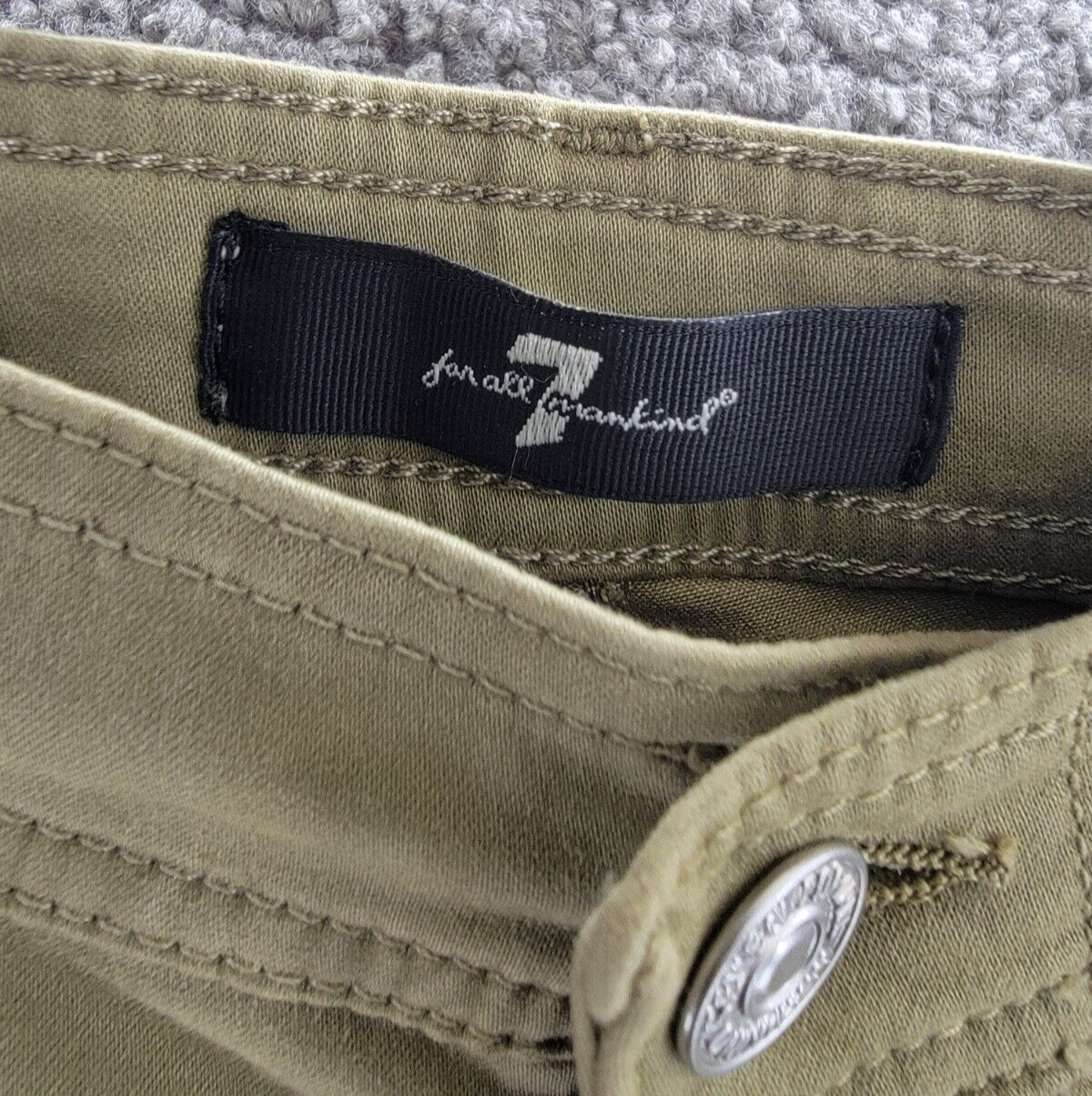 7 For All Mankind Darted Boyfriend Joggers Womens 31 Army Zip-fly Button Closure - Picture 11 of 19