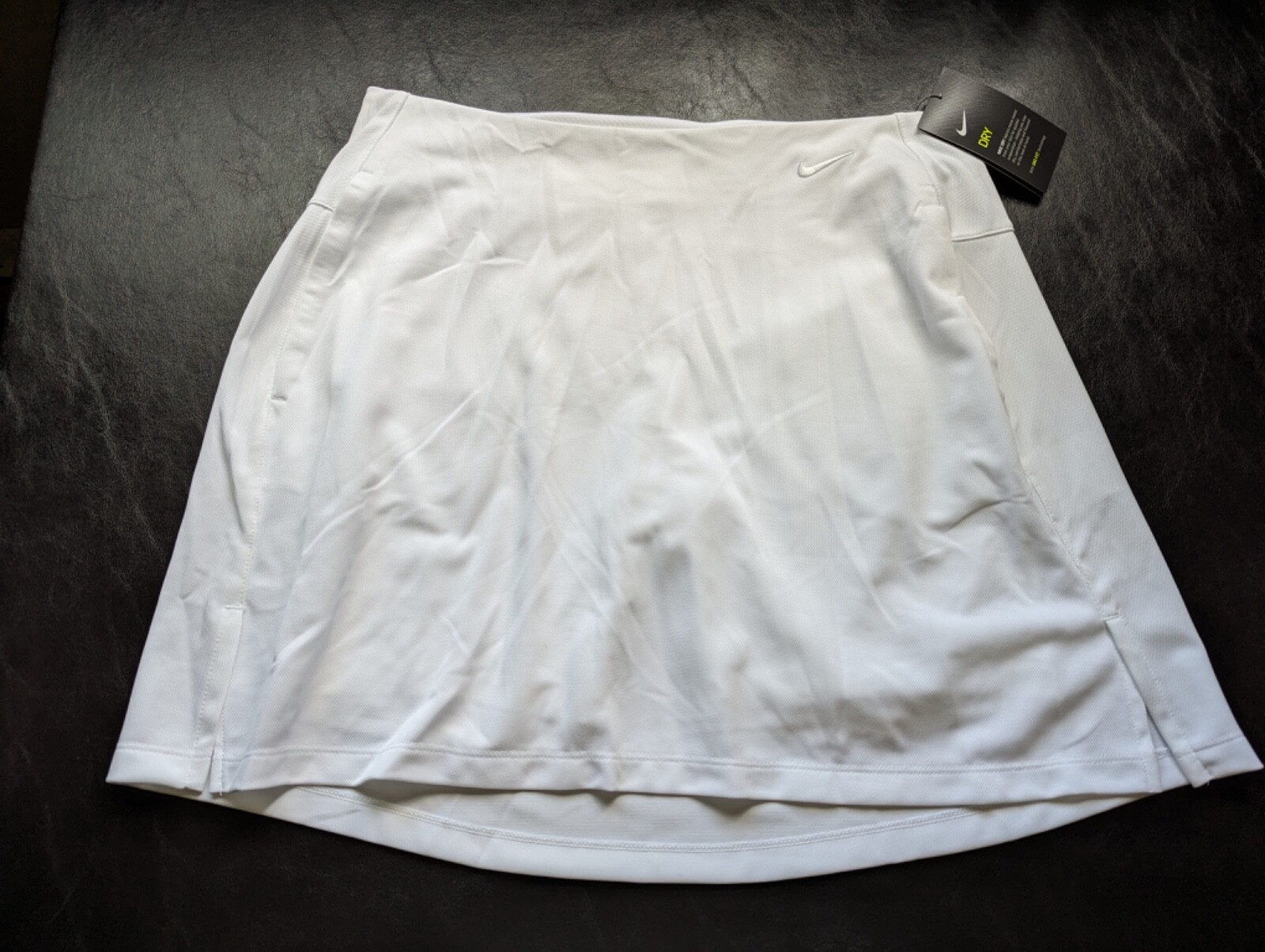 NWT WOMEN'S NIKE DRI-FIT SKORT, SIZE: L, COLOR: WHITE (J512