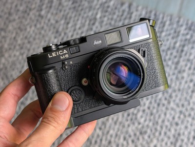Leica M / Q Black Dot Replacement 10mm - *NEW* | eBay