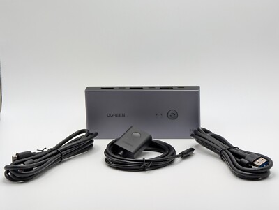 UGREEN 8K DISPLAYPORT KVM SWITCH DP 1.4 WITH 4 USB 3.0 PORTS CM695 - GRAY