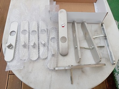 NEUF 5 PAIRES DE PLAQUED INOX 304 A VOYANT + CONDA KLOSE