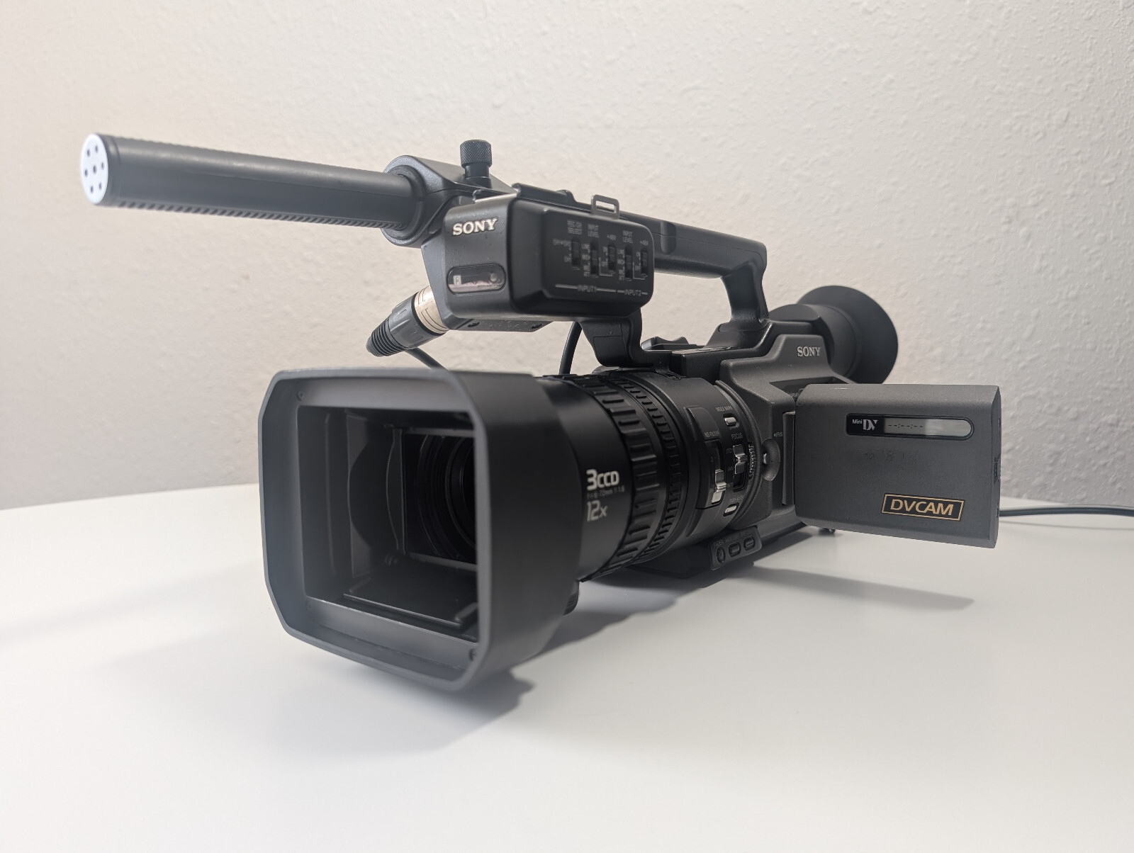 【動作OK】SONY　Handycam　DSR-PD170 Used Sony DSR-PD170 DVCAM Mini DV Camcorder in good