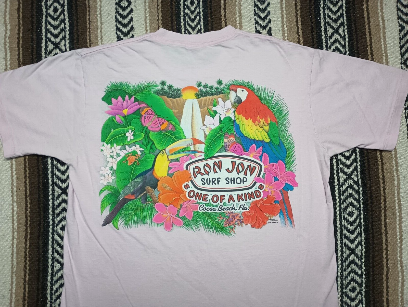 Ron Jon Surf Shop vtg T Shirt pocket tee single stitch Pink