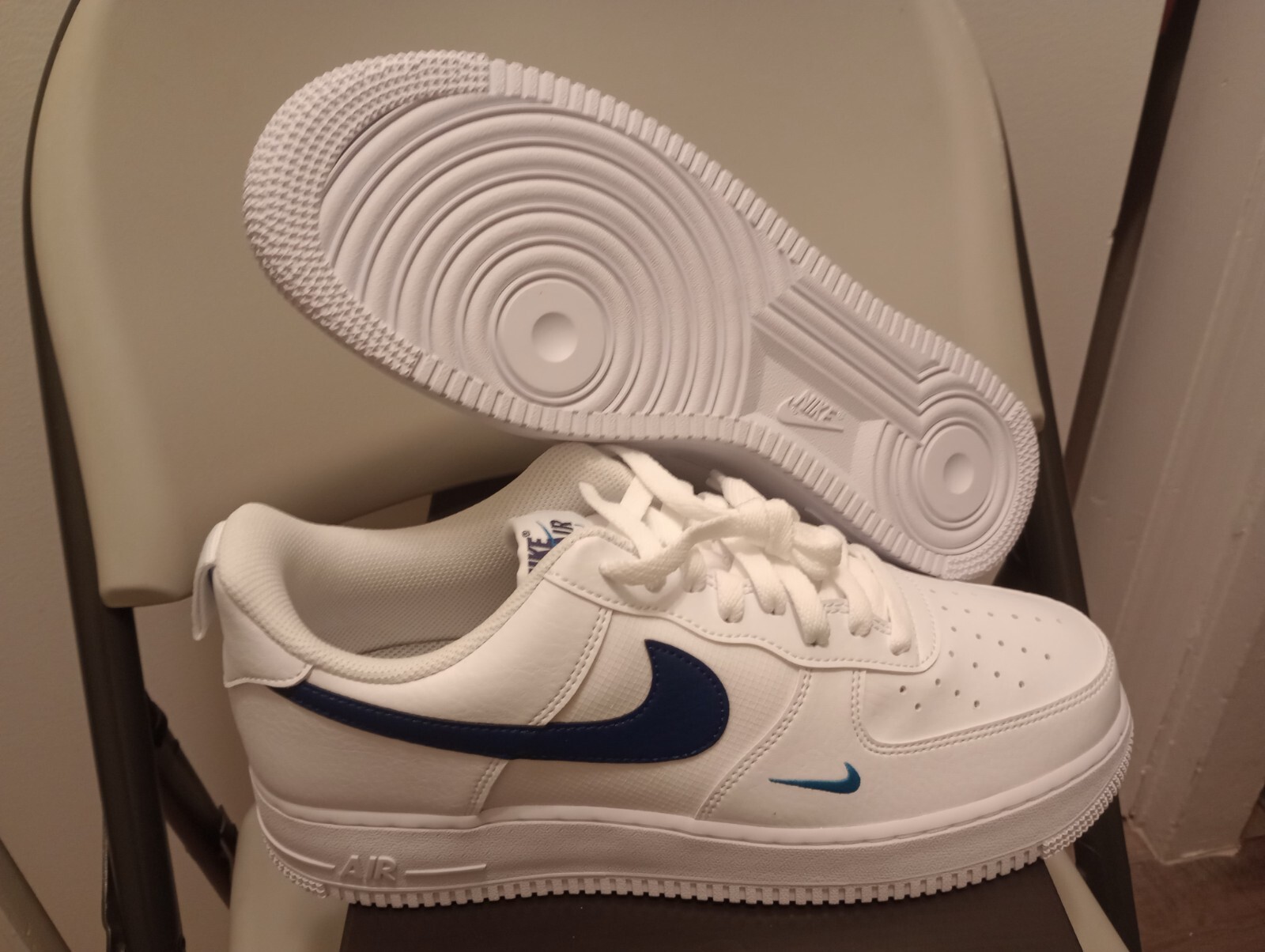 Men's Nike Air Force 1 '07 White/Deep Royal Blue HF3836 100 Size