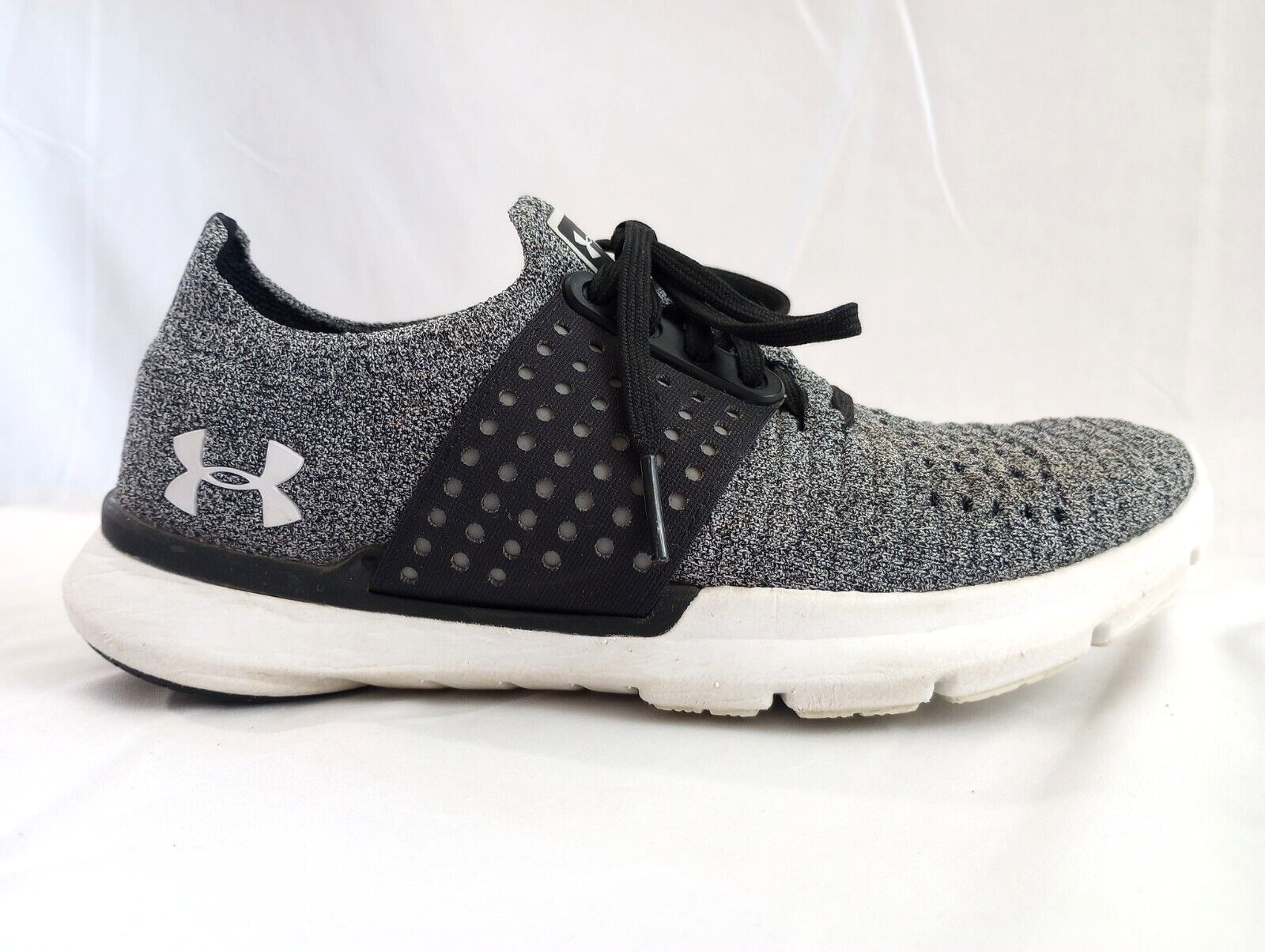 Under Armour Speedform Slingwrap Women's Running Shoes, Gray Black, Size 6 Under Armour Speedform Slingwrap Women's Running Shoes, Gray Black, Size 6