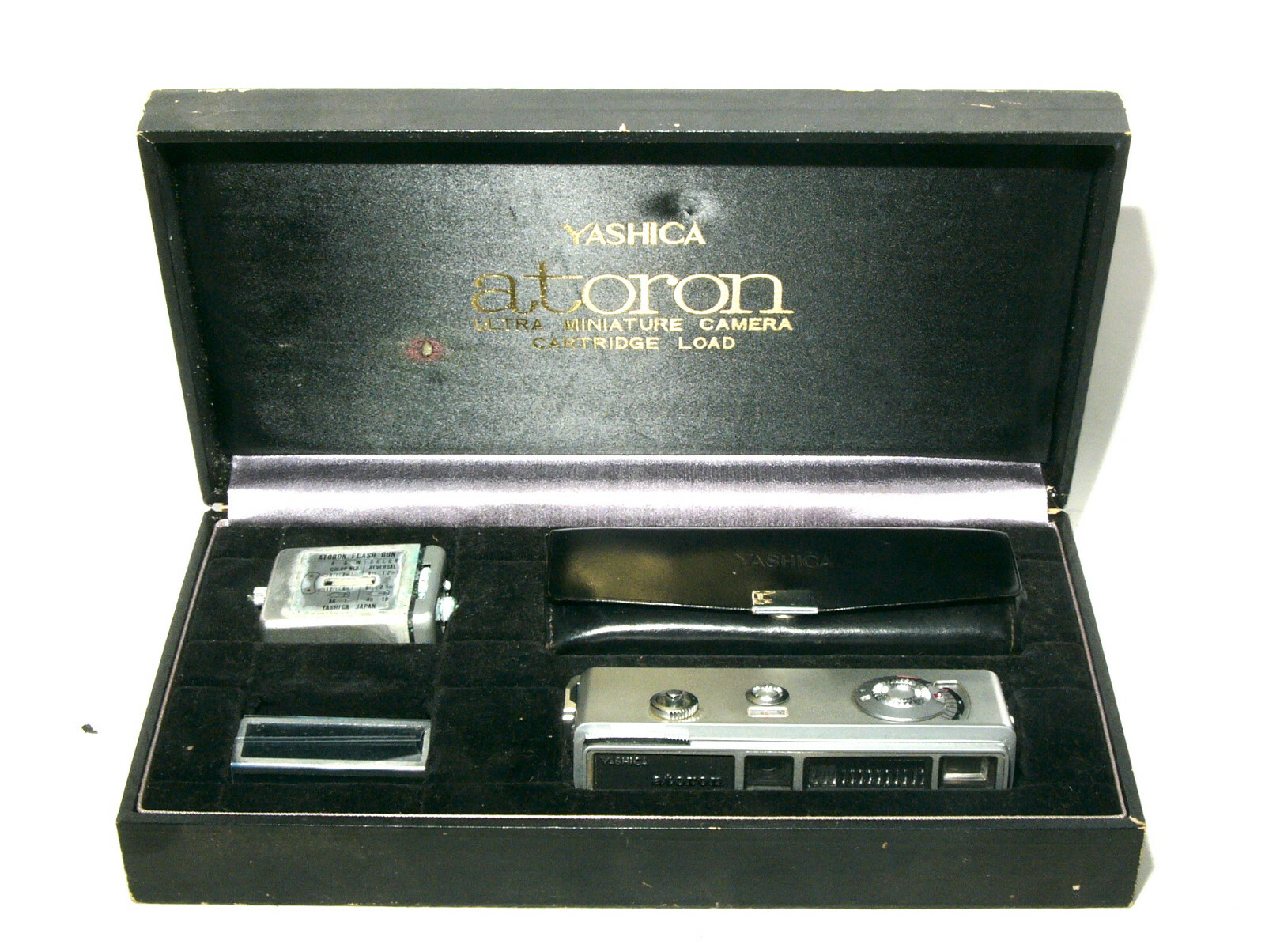 YASHICA atoron ウルトラミニチュアカメラ YASHICA atoron ウルトラミニチュアカメラ Yashica Atoron Ultra