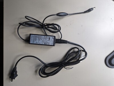 GENUINE OEM Samsung AC/DC Adapter Power Supply PN3014 14V  2.14A