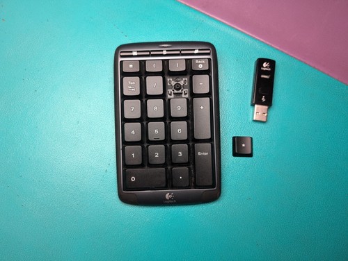 [美品] Logicool Wireless Number Pad N305 Amazon.com: Logitech NEW Wireless Number Pad N305 (Input