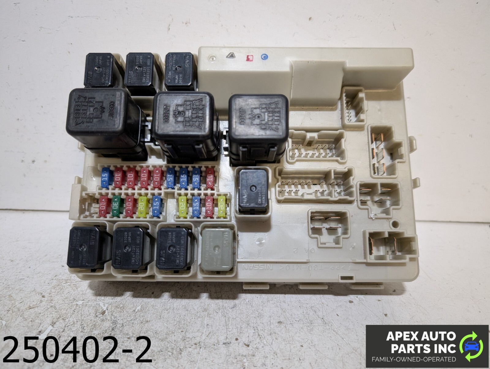 OEM 2003-2005 Infiniti FX35 3.5L Engine Fuse Box Relay