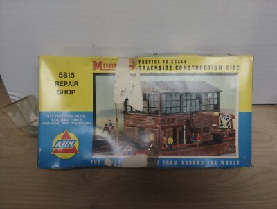HO Scale, AHM Repair Shop Kit, #5815