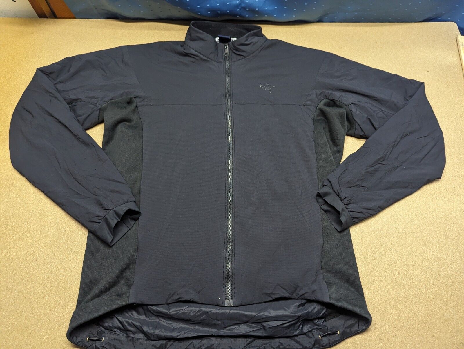 Arcteryx Leaf Atom LT Jacket Gen 1.5 Mens Size M Black Arcteryx Leaf Atom LT Jacket Gen 1.5 Mens Size M Black