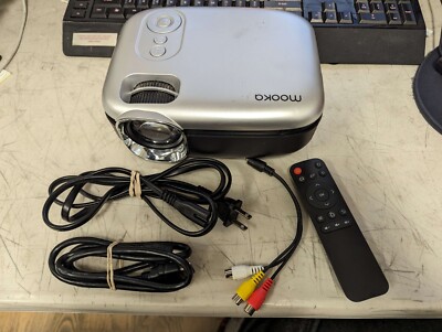 Mooka RD-823 Black Silver Portable Mini LCD Home Theater Video Projector