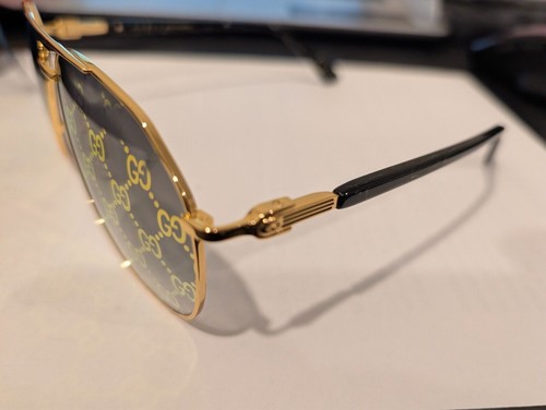 Pre-owned Gucci Sunglasses  Gg1220s 004 Xl Gold & Black/green W/ Gold Pattern Logo Lens