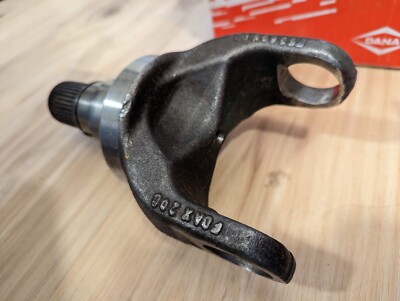 Spicer Drivetrain Products Front Axle Stub 2001874 NEW, GENUINE SPICER - OPEN