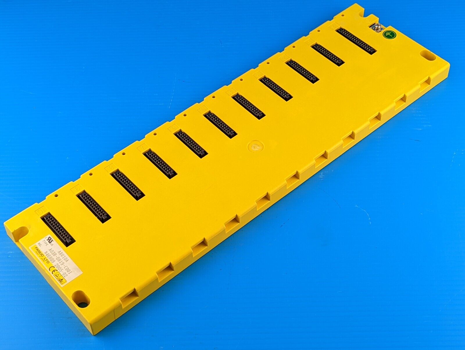 Fanuc A03B-0819-C001 I/O Module Base Unit, 10-Slots, ABU10A Fanuc A03B-0819-C001 I/O Module Base Unit, 10-Slots, ABU10A