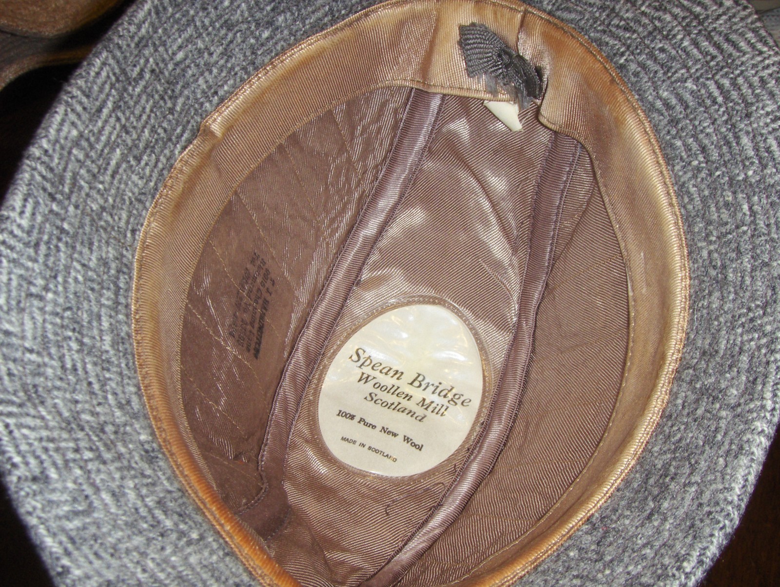 Vintage Grey Wool Tweed Spean Bridge Fedora Trilby Hat Men sz 60  7 3/8 Scotland