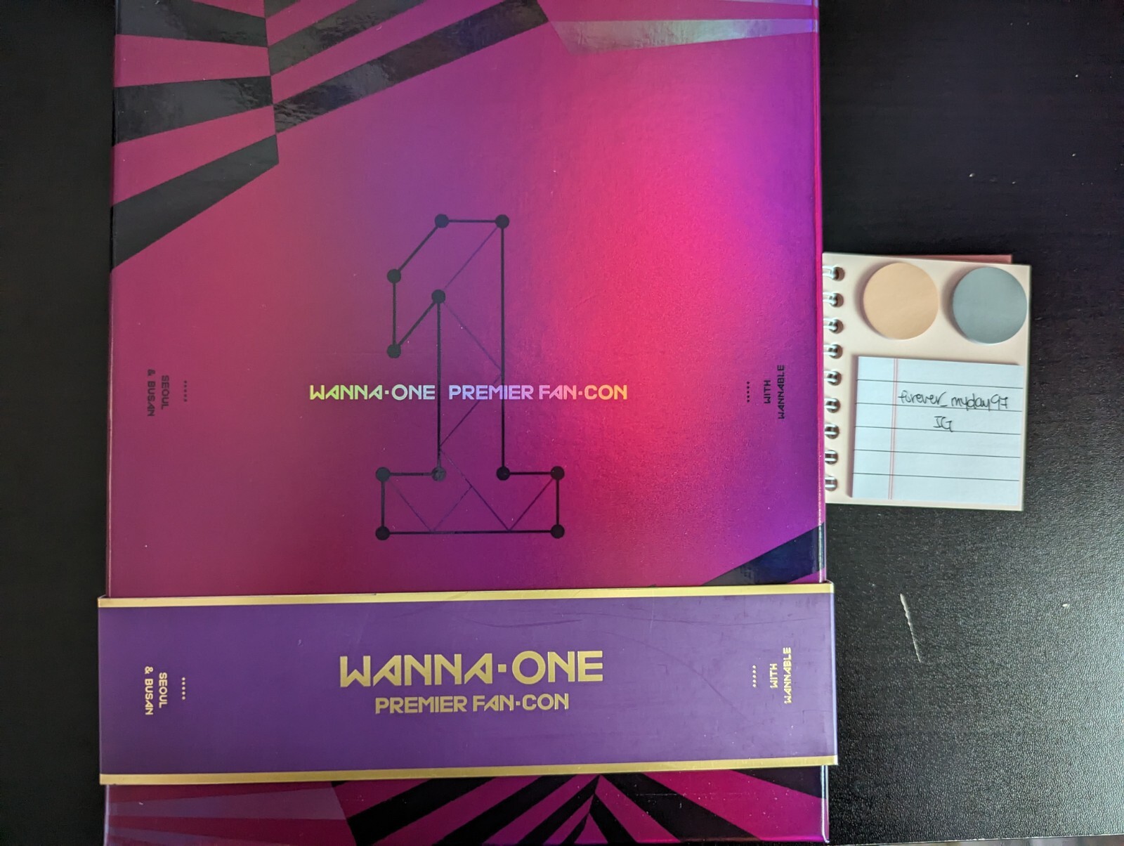 ミュージック Wanna One PREMIER FAN-CON Amazon.com: WANNA ONE PREMIER FAN-CON DVD 3DISC+Photobook+11Mini