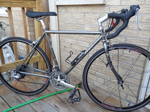 JAMIS AURORA 2011 付属品多数 JAMIS AURORA 2011 付属品多数 - メルカリ