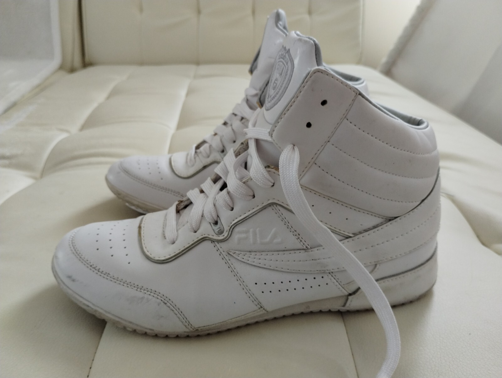 非売品】BIGBANG×FILA LIMITED EDITION Women's Size 8.5 FILA ITALIA BIG BANG Limited Edition