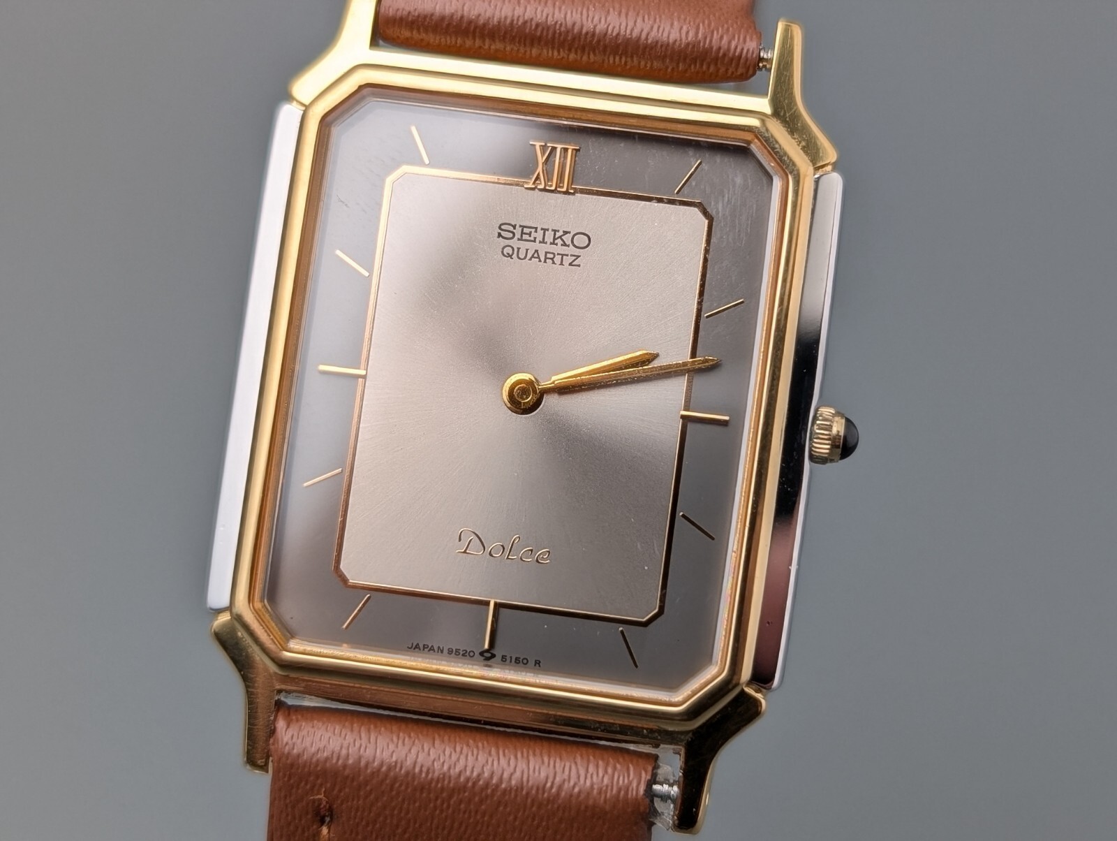 【稼働品】SEIKO セイコー DOLCE ドルチェ 9520-5140腕時計 セイコー】ドルチェ 9520‐5140 スクエア グレー系文字盤 ローマン