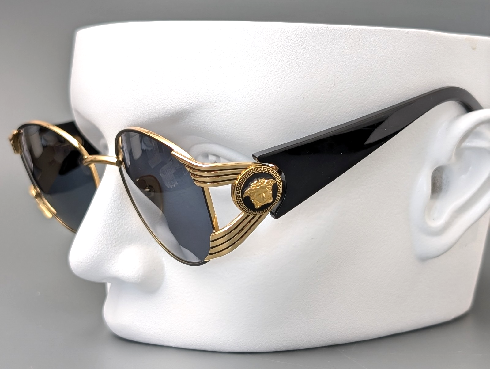 希少 VERSACE sunglasses clear ゴールド vintage $_57.PNG?set_id=880000500F