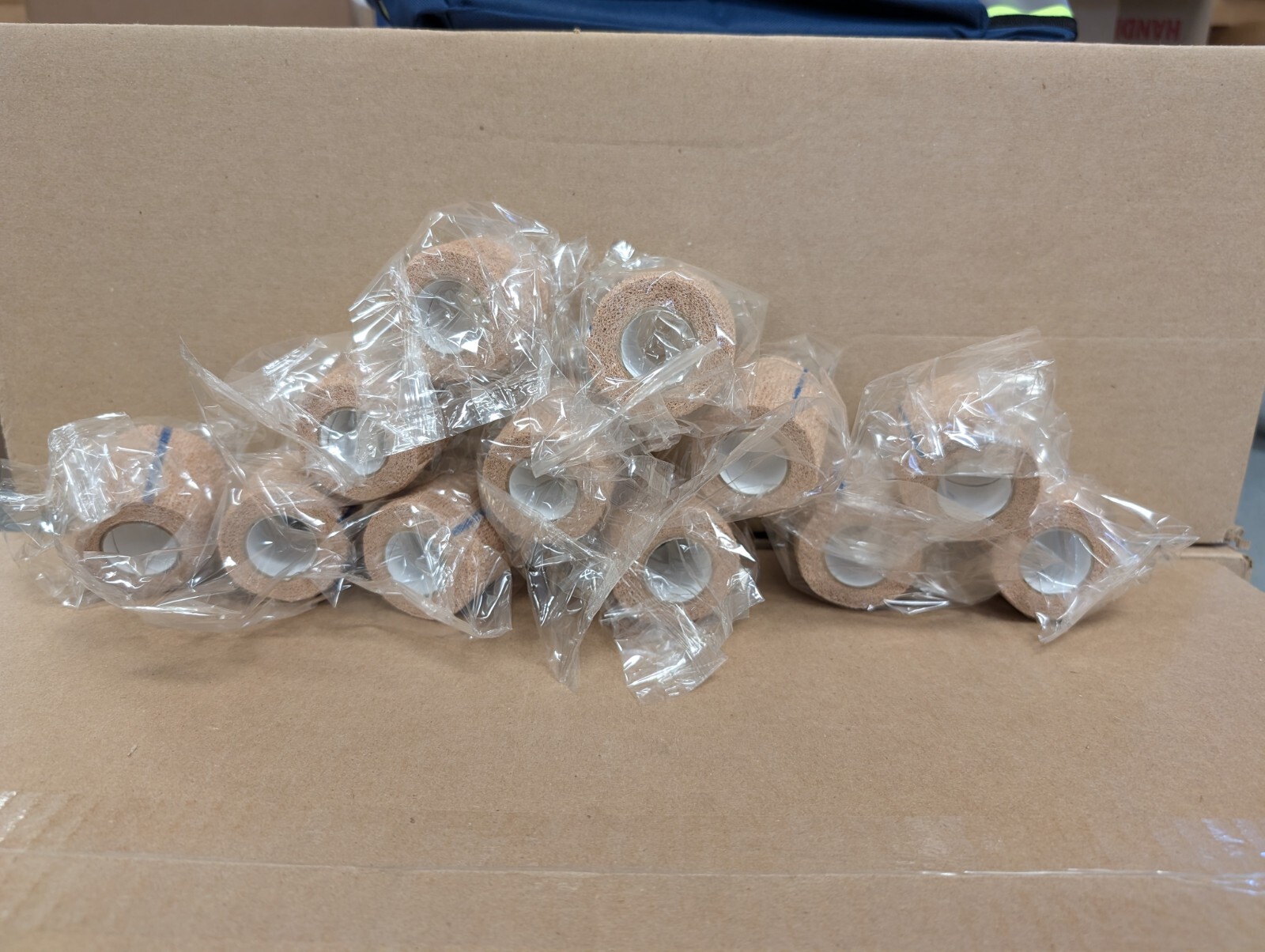 Self Adherent Wrap Adhesive Bandage Gauze Rolls Elastic First Aid Medical Tape