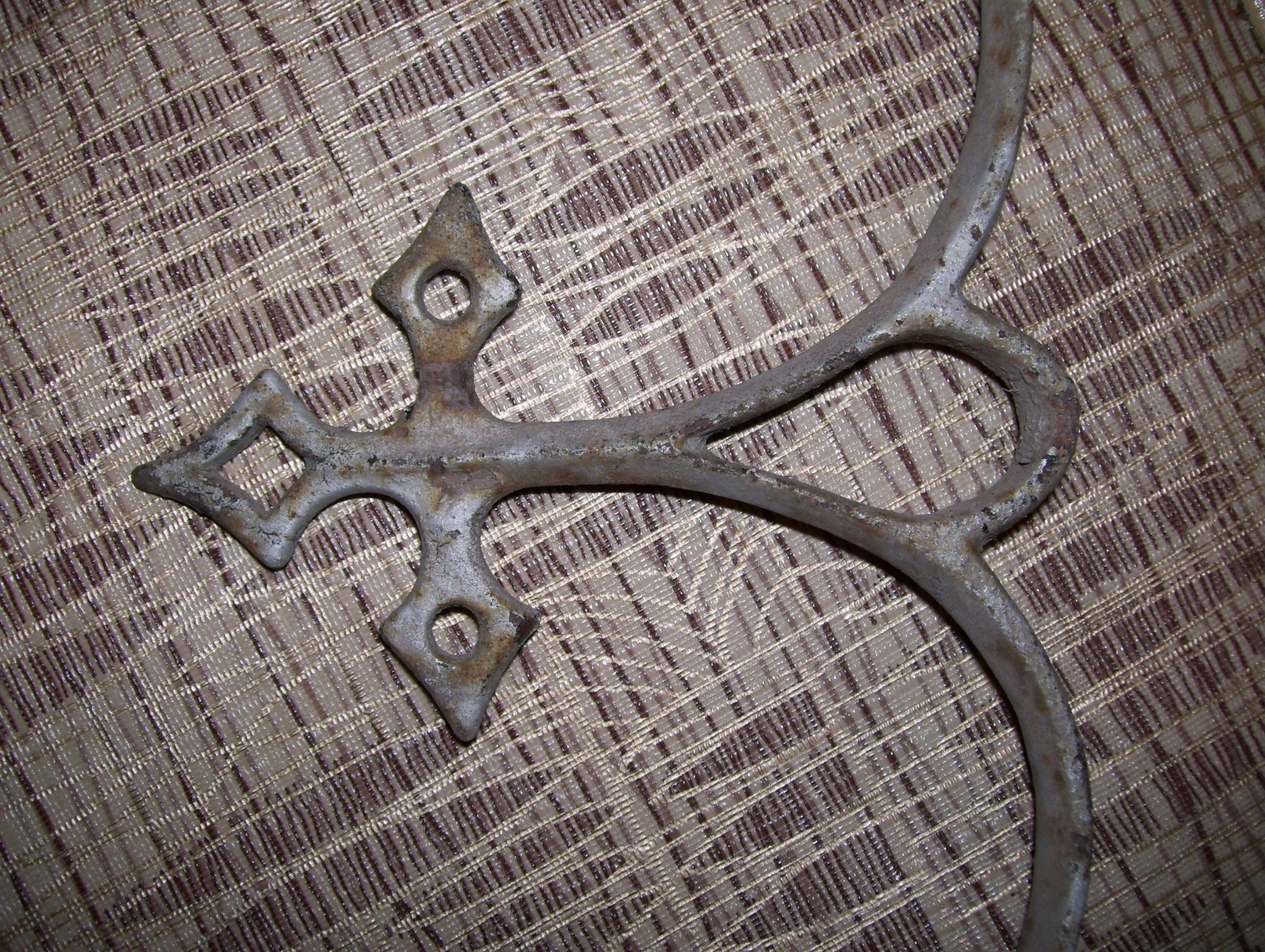 Vintage Cast Iron Gate Fence Topper 3 Cross topper Cemetery fence