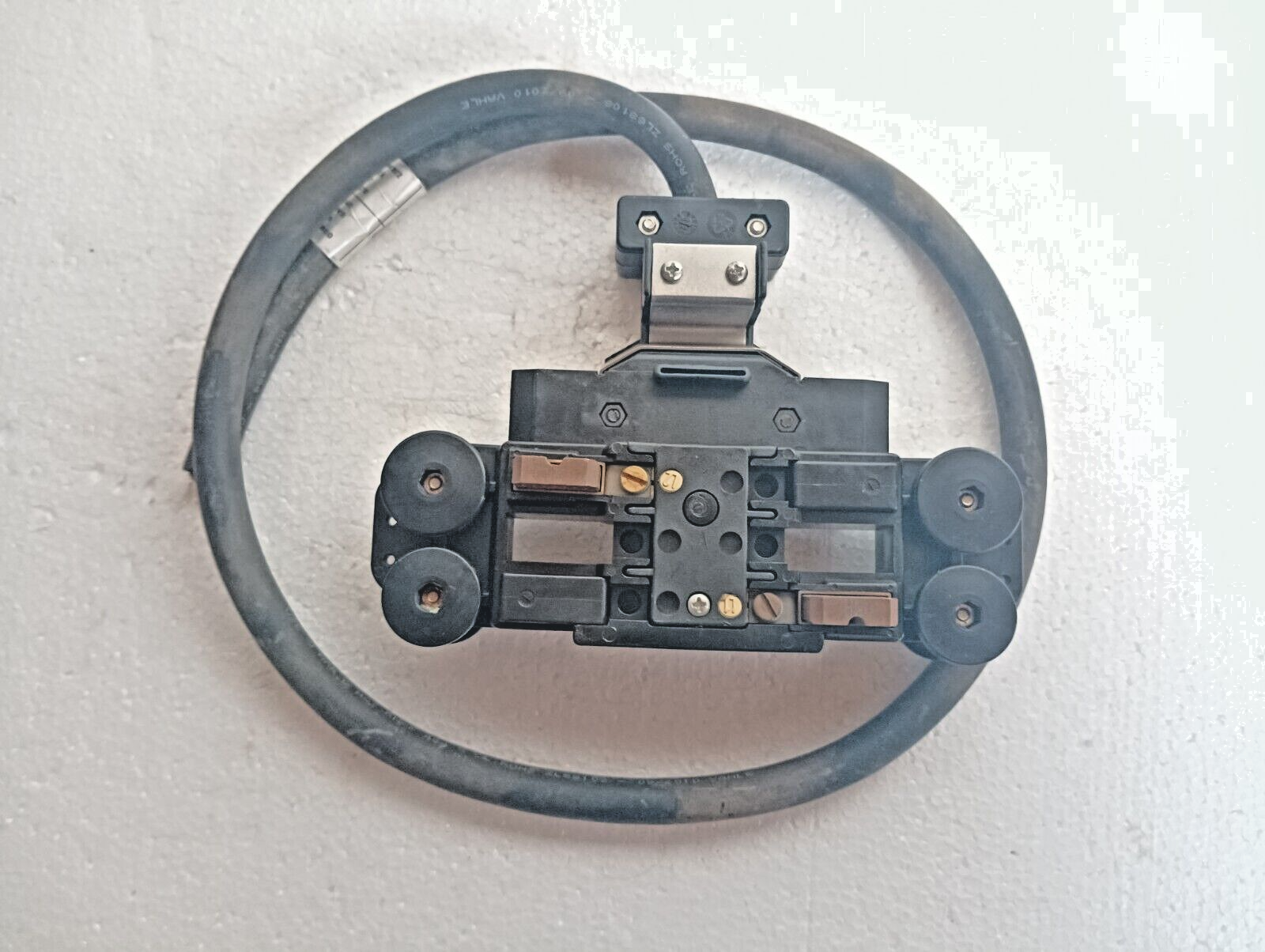 【楽天カード分割】 4/40 SKNT Carriage Collector Bar Bus Vahle 254851 40A 600V 建築工具