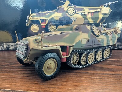 Minichamps 1:35 German Sd.Kfz. 251/1 Hanomag, GD, E Front 1944, No. 350011270