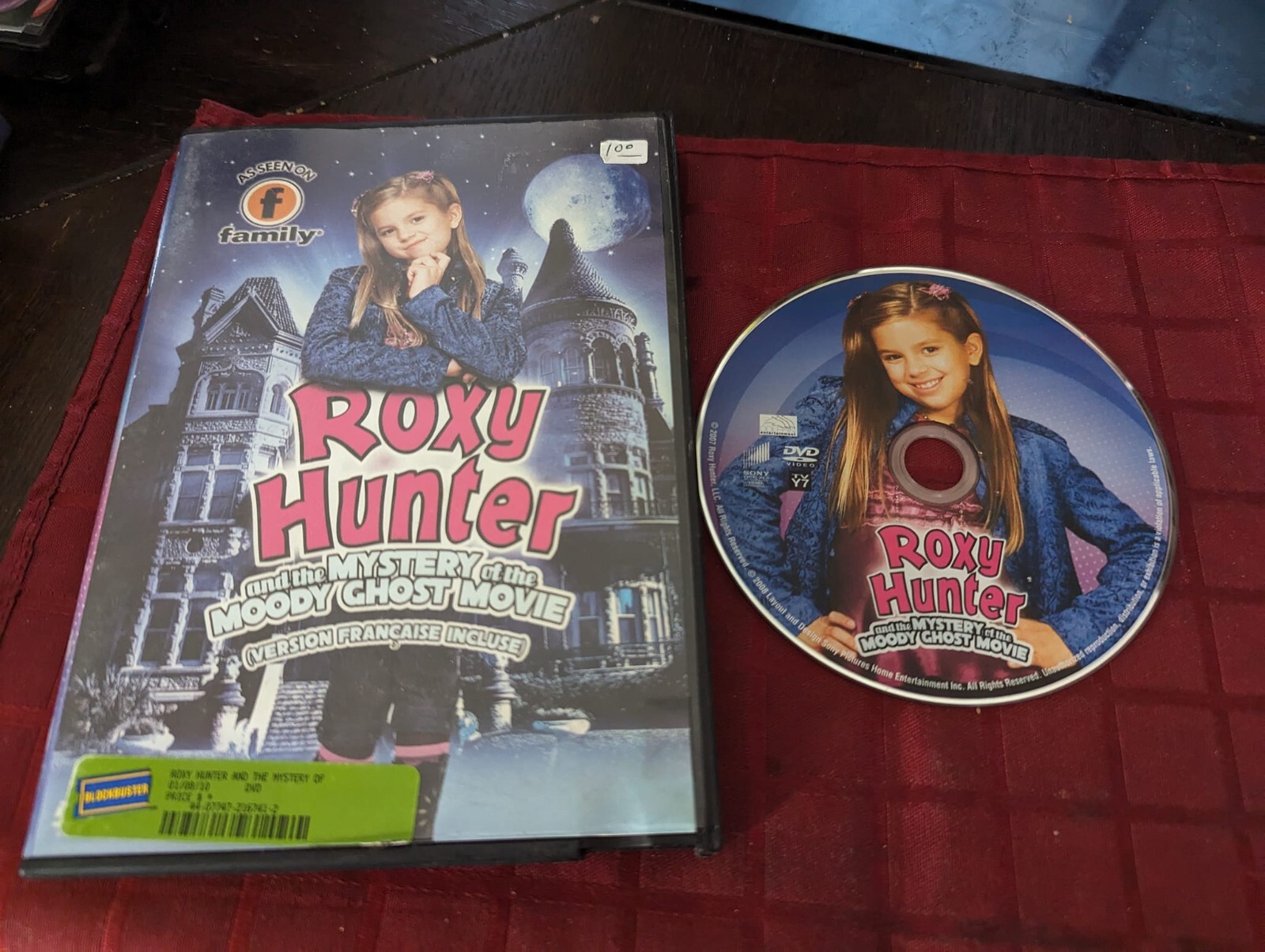 Roxy Hunter and the Mystery of the Moody Ghost (DVD, 2008
