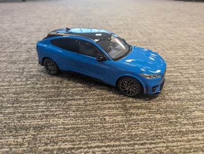 OTTO MOBILE 1/18 - FORD MUSTANG MACH-E GT PERFORMANCE - 2021 OT414 DIECAST MODEL