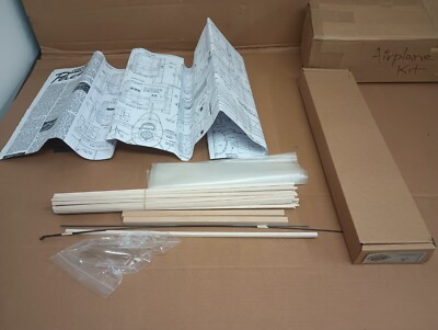 Keil Kraft Ajax 30  Span Pacer Balsa Wood Flying Airplane Model Kit 