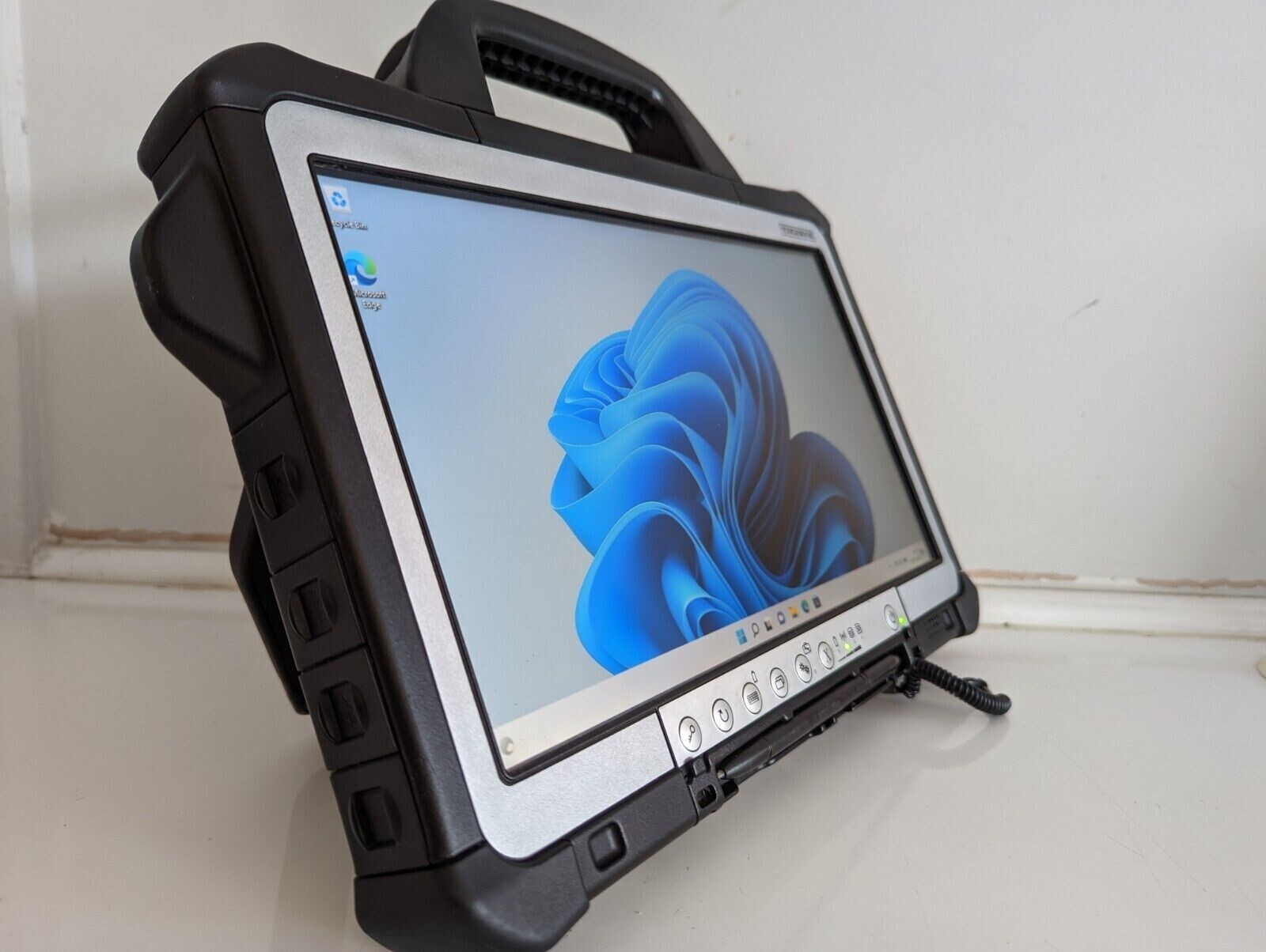 Panasonic Toughbook -Toughpad CF D1 i5 16 GB RAM 1 Tb HDD Panasonic Toughbook -Toughpad CF D1 i5 16 GB RAM 1 Tb HDD