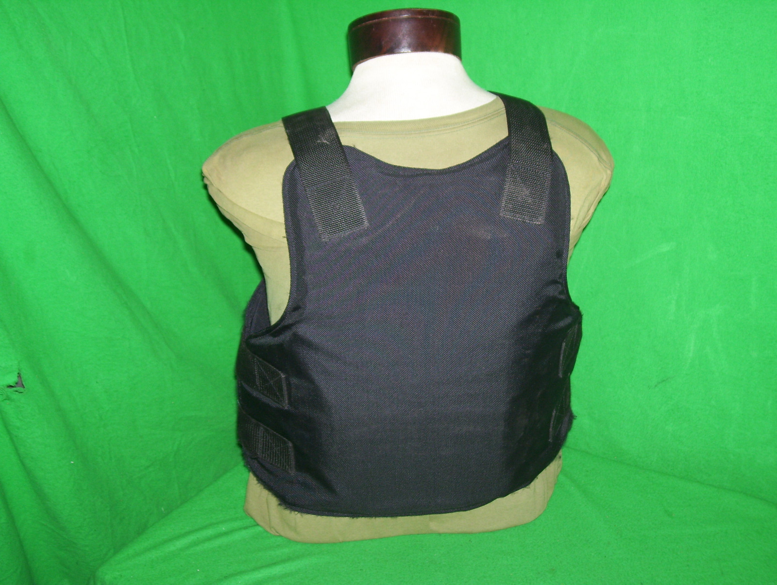 UNICOR Body Armor Bullet Proof Tack Vest. Level IIIA Large MFG 2011 GOOD #H-08