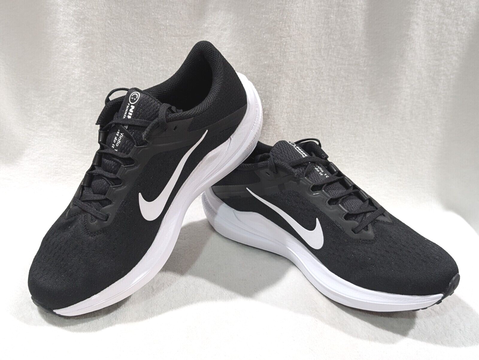 Nike Air Winflo 10 Black/White Women's Running Shoes-Asst