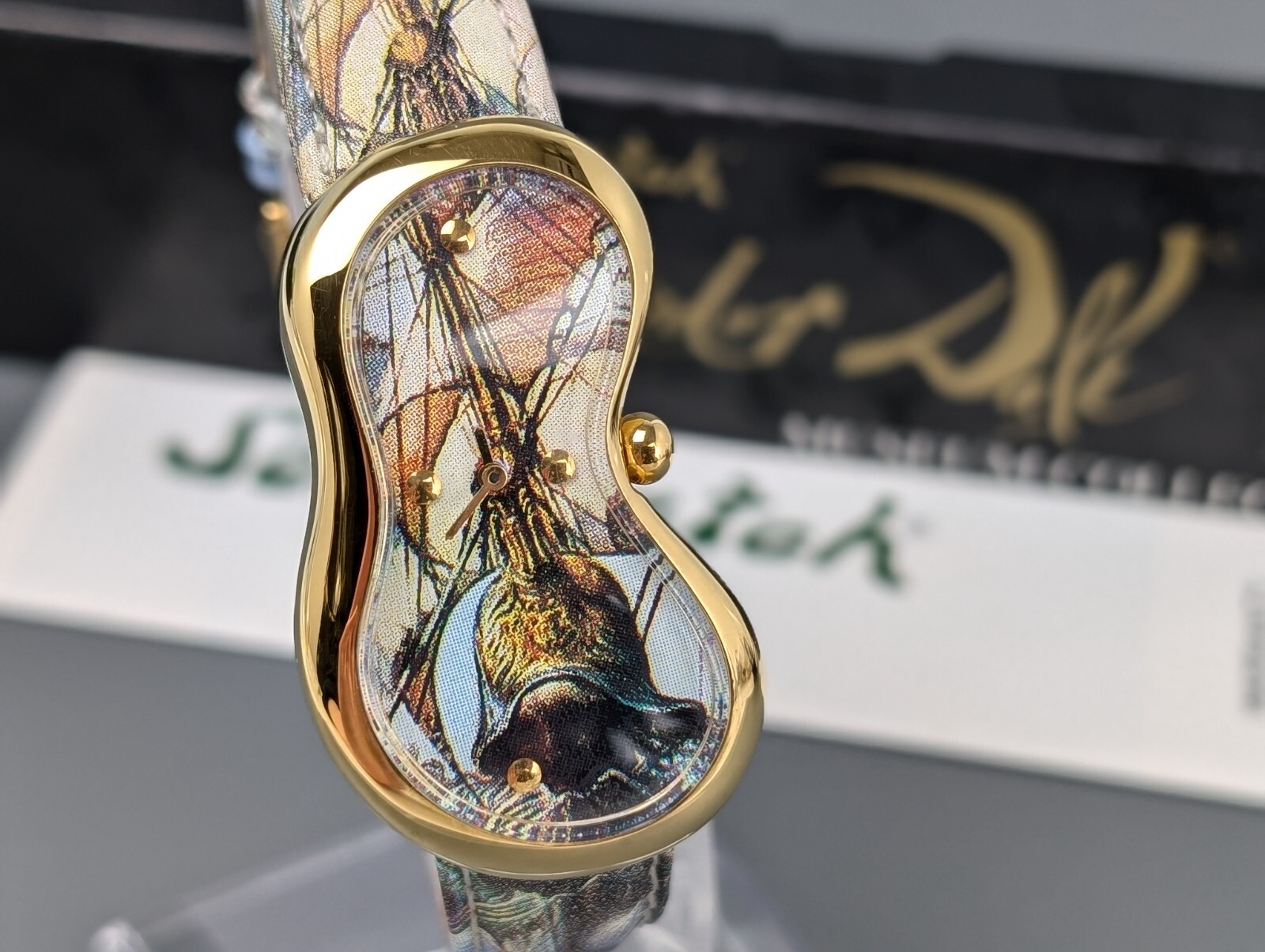 要在庫確認　Salvador Dali Softwatch Salvador Dali Softwatch Memory Fixation The melted Watch