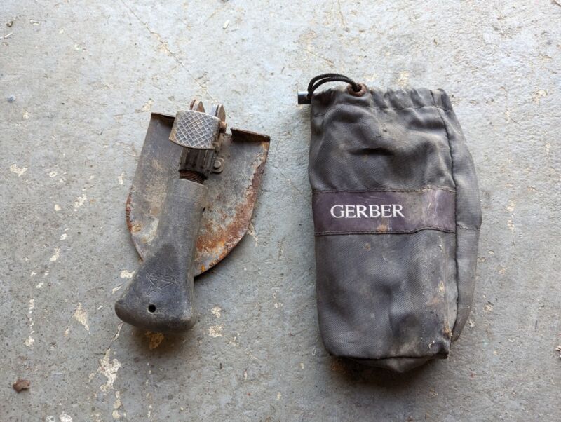 Gerber Gorge Folding Shovel Military Compact Tool In Drawstring Bag Black