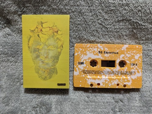 Ed Sheeran イエロー プログラム +-=÷× Tourリストバンド Ed Sheeran イエロー プログラム +-=÷× Tourリストバンド Ed